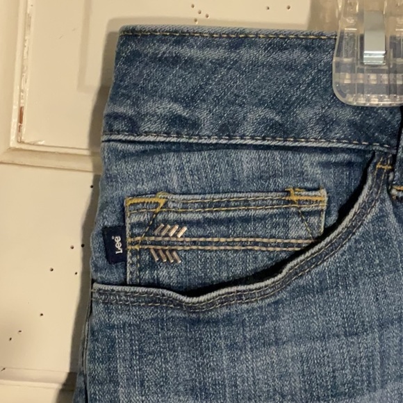 Women’s Lee Classic Blue Jeans size 14 - Picture 5 of 10